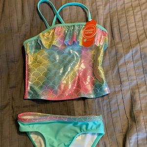 Wonder nation - girls 2-piece 5T - NWT

Smoke/pet free home